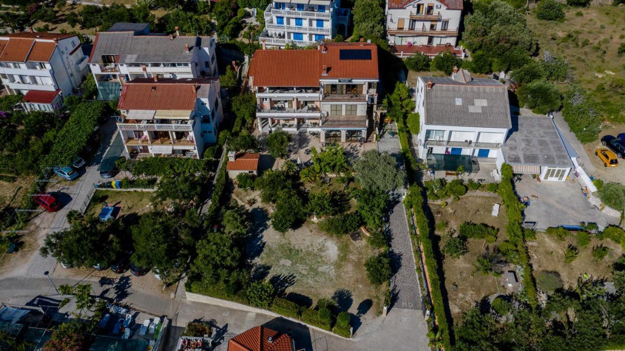 Apartments Vesela Banjol Luaran gambar