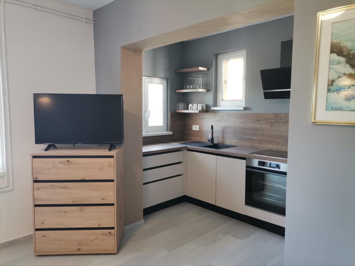 Apartments Vesela Banjol Luaran gambar